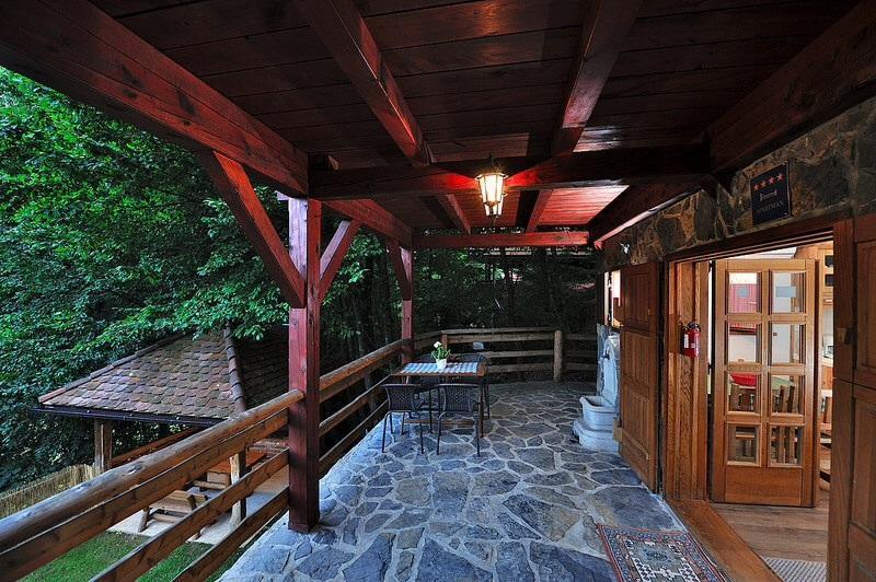 Apartment Drvena Kuca Mreznica Gornji Zvecaj Номер фото