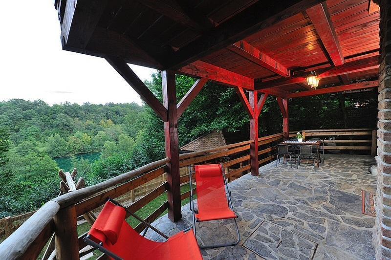 Apartment Drvena Kuca Mreznica Gornji Zvecaj Номер фото