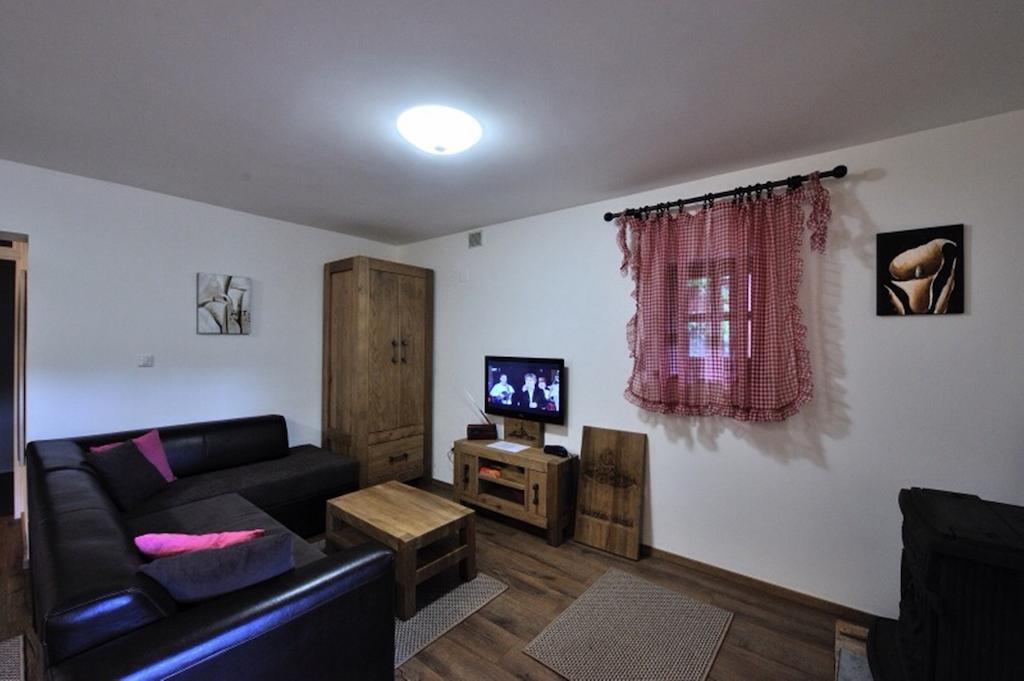 Apartment Drvena Kuca Mreznica Gornji Zvecaj Номер фото