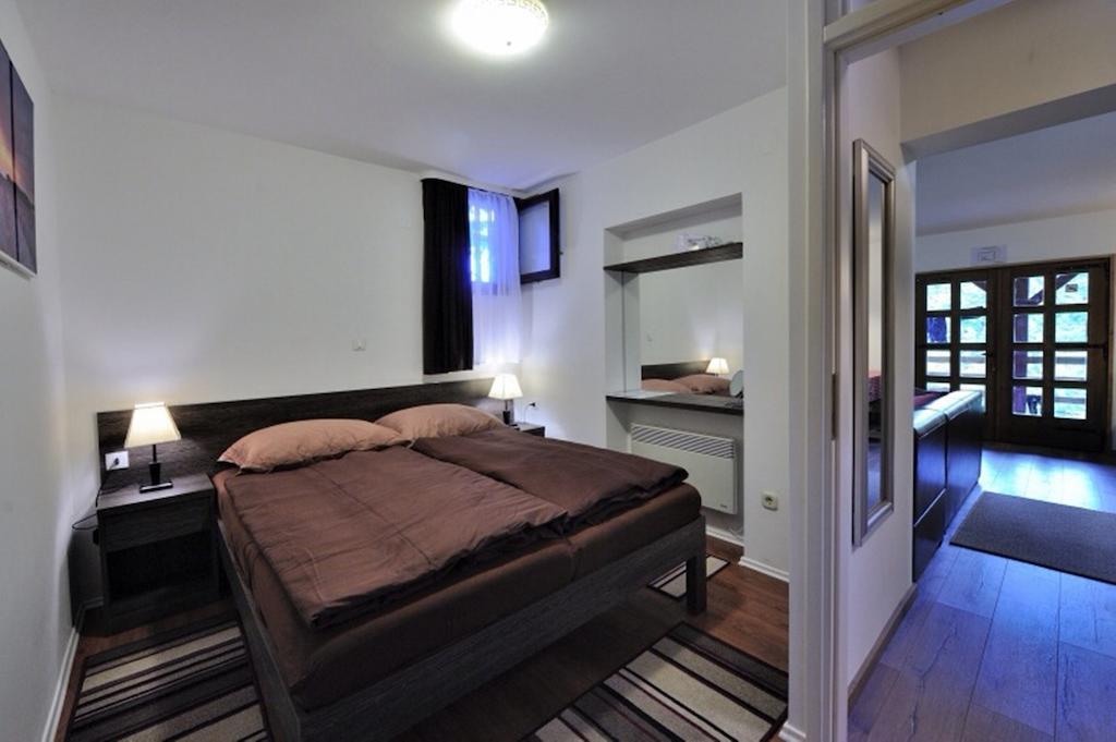 Apartment Drvena Kuca Mreznica Gornji Zvecaj Номер фото